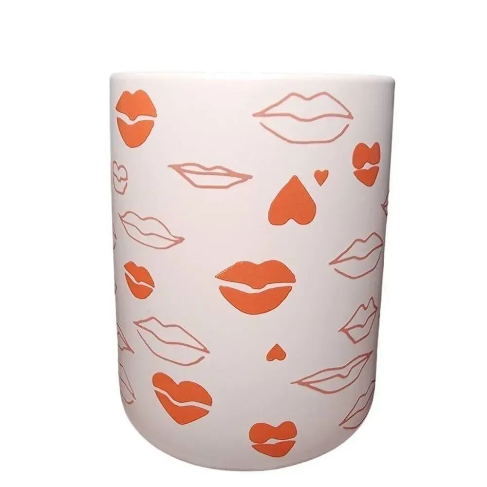 Starbucks Coffee Mugs, 2020 Valentine's Day Lips & Hearts Ceramic Drinking Cup - Picture 8 of 9